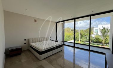 Casa en venta en Cancun Lagos del sol