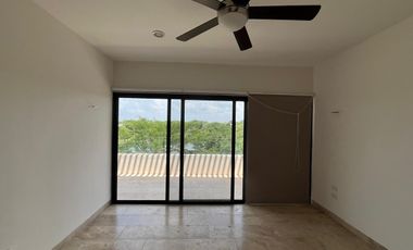 PENTHOUSE con VISTA AL LAGO en Venta Merida Cabo Norte