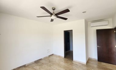 PENTHOUSE con VISTA AL LAGO en Venta Merida Cabo Norte