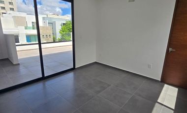 Casa en Venta, 3 recámaras, en Arbolada by Cumbres, Cancún
