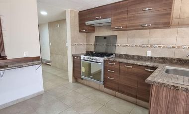 Casa en venta con ampliación prototipo Milan Fraccionamiento Bosque de las fuentes en Calimaya a 12 minutos de Galerías Metepec