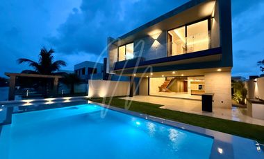 Casa en Venta en Cancun en Lagos Del Sol