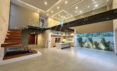 Casa en Venta en Cancun en Lagos Del Sol