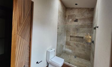 Casa en Venta Club de Golf Altozano colinda campo de Golf