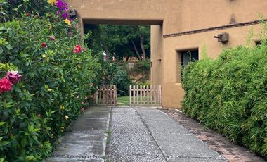 CASA EN JOSE G PARRES