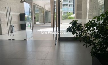 Oficina en Venta en San Francisco de Asis|Las Condes|Cantagallo|2 privados. Un baño. Un estacionamiento