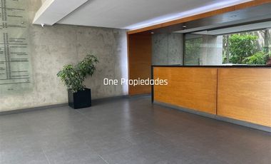 Oficina en Venta en San Francisco de Asis|Las Condes|Cantagallo|2 privados. Un baño. Un estacionamiento