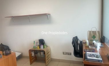 Oficina en Venta en San Francisco de Asis|Las Condes|Cantagallo|2 privados. Un baño. Un estacionamiento