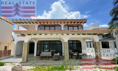 Casa en Venta, 5 habitaciones, con acceso al mar.