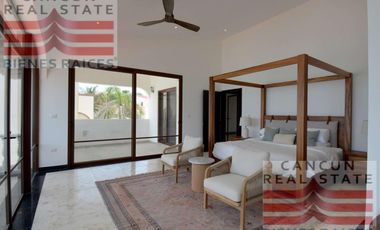 Casa en Venta, 5 habitaciones, con acceso al mar.