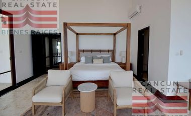 Casa en Venta, 5 habitaciones, con acceso al mar.