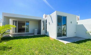 Hermosa Residencia de Una Planta en Zona Norte de Mérida