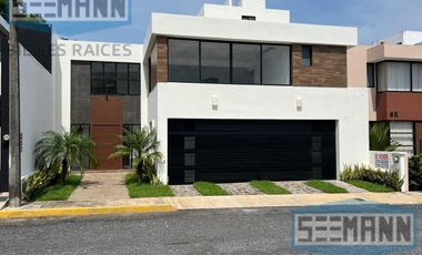 Casa en venta en calle El Faro No. 6 M, Lote 6 M, Manzana 14 A, Fraccionamiento Playas del Conchal, Alvarado, Ver.
