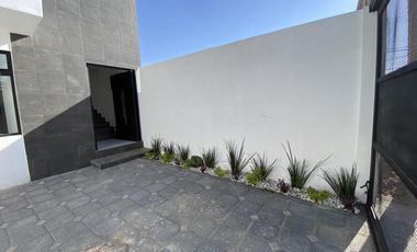 Casa en venta con cuatro habitaciones en Ocotlán, Tlaxcala