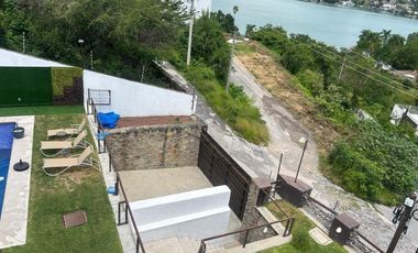 Casa en Pueblo Tequesquitengo