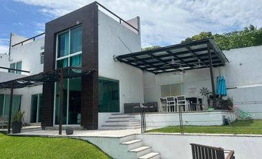 Casa en Pueblo Tequesquitengo