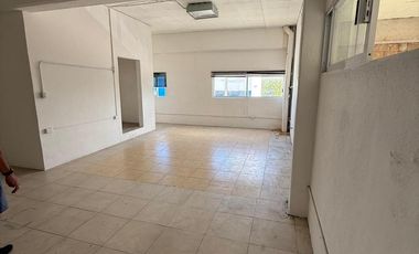 Bodega industrial con oficinas en Venta, Cancún.