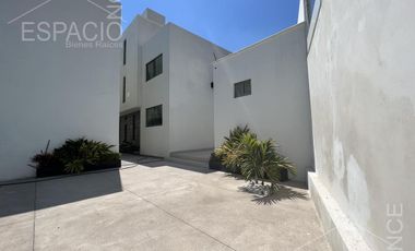 Casa en condominio - Lomas de Trujillo