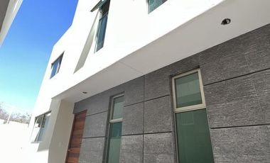 Casa en condominio - Lomas de Trujillo