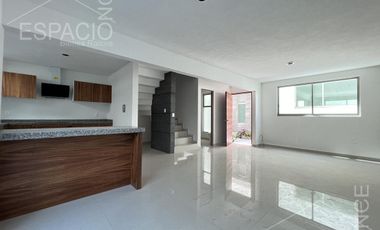Casa en condominio - Lomas de Trujillo