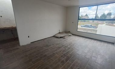 Preventa de casa con cuatro recámaras y jardín en Santa Anita Huiloac, Apizaco, Tlaxcala.