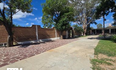 Se vende casa en granjas de la Florida con alberca