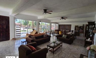 Se vende casa en granjas de la Florida con alberca