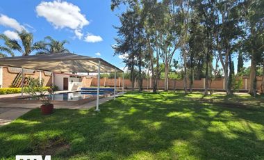 Se vende casa en granjas de la Florida con alberca