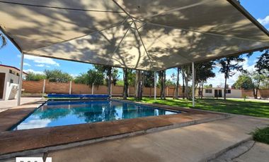 Se vende casa en granjas de la Florida con alberca