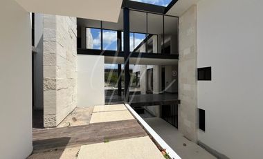 Casa en  Casa en Venta en Cancun, Lagos del Sol