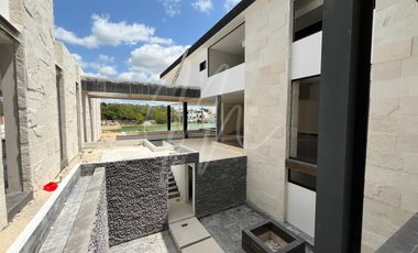 Casa en  Casa en Venta en Cancun, Lagos del Sol