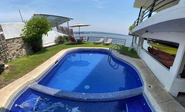 Casa en Pueblo Tequesquitengo