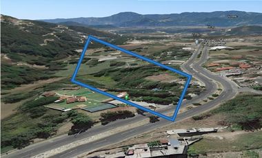 MAGNÍFICO TERRENO EN IXTAPAN DE LA SAL. SUP. 20,061 m2