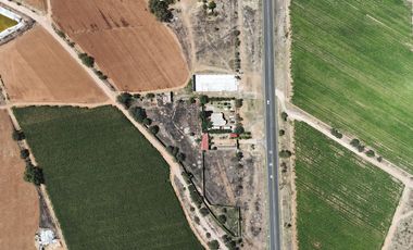 VENTA TERRENO SOBRE CARRETERA RINCÓN DE ROMOS AL NORTE DE LA CIUDAD BI