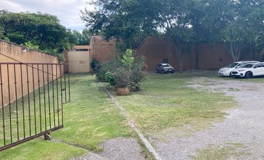 TERRENO EN JOSE G PARRES