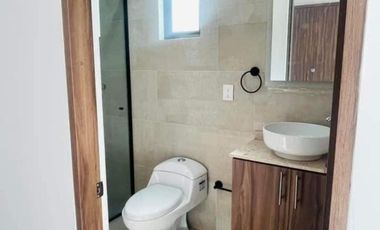 CASA EQUIPADA EN VENTA EN GUANAJUATO, ACCESO POR QUERETARO