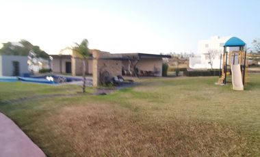 CASA EQUIPADA EN VENTA EN GUANAJUATO, ACCESO POR QUERETARO