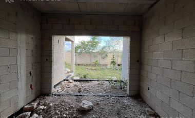 Casa en venta en Tikuch (obra gris)