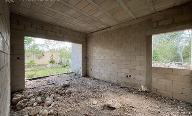 Casa en venta en Tikuch (obra gris)