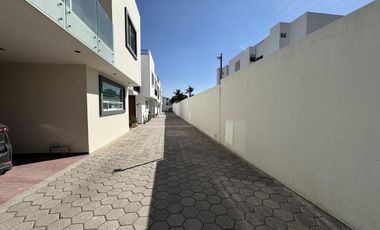 CASA EN VENTA EN LA HERENCIA 3022, ZONA SANTIAGO MOMOXPAN, SAN PEDRO CHOLULA