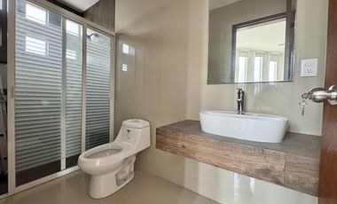 CASA EN VENTA EN LA HERENCIA 3022, ZONA SANTIAGO MOMOXPAN, SAN PEDRO CHOLULA