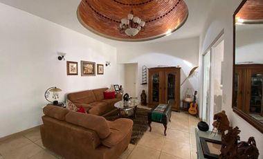 CASA EN VENTA RANCHO LAS LOMAS