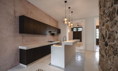 CASA REMODELADA EN VENTA MERIDA CENTRO