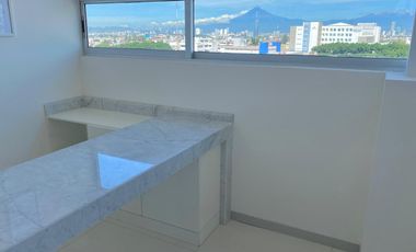 CONSULTORIO EN VENTA EN TORRES MEDICAS 3, JARDINES DE SAN MANUEL, PUEBLA.