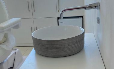 CONSULTORIO EN VENTA EN TORRES MEDICAS 3, JARDINES DE SAN MANUEL, PUEBLA.