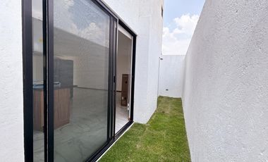 CASAS EN PREVENTAEN FRACCIONAMIENTO ALTANA, ZONA SAN ANDRÉS CHOLULA