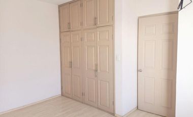 Venta de Casa en Fracc. La Rioja, en Aguascalientes.