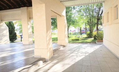 Venta de Casa en Fracc. La Rioja, en Aguascalientes.