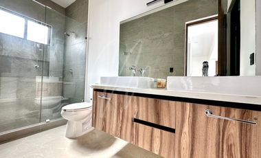 Casa en Venta en Cancun, Lagos del sol