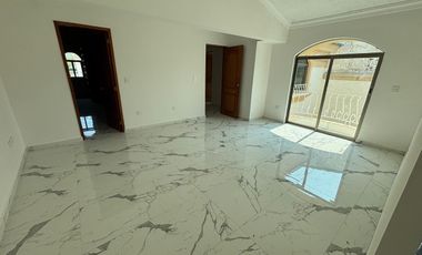 Casa en VENTA - Residencial La Joya